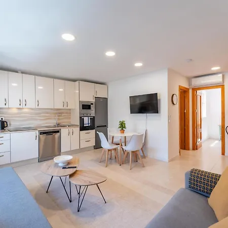 Duplex In The Heart Of Boliches - Pass The Keys