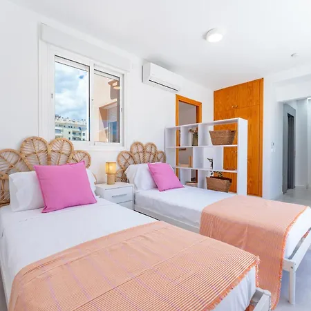 Duplex In The Heart Of Boliches - Pass The Keys 아파트